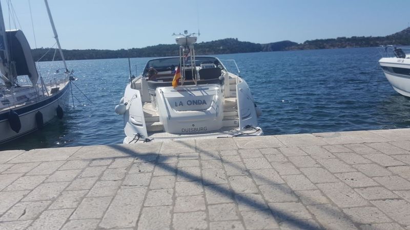 Bavaria Deep Blue 46 | La Onda