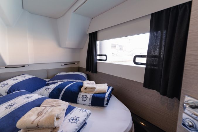 Fountaine Pajot MY 4.S | Dana