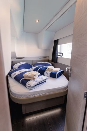 Fountaine Pajot MY 4.S | Dana