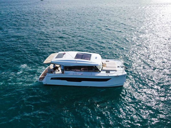 Fountaine Pajot MY 4.S | Dana