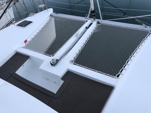 Lagoon 450 F | Saelma