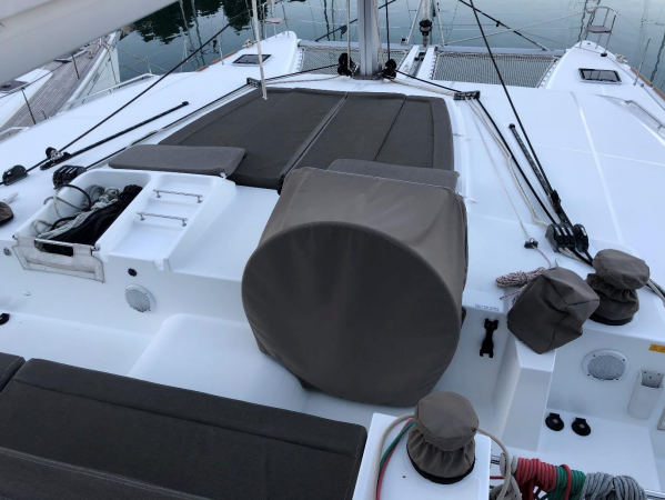 Lagoon 450 F | Saelma