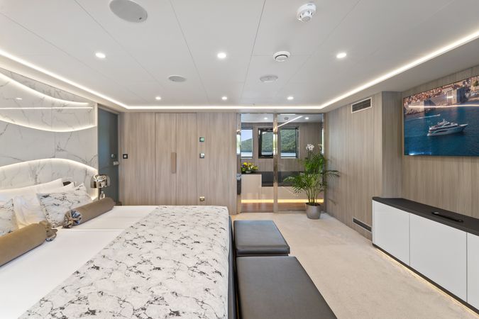 Custom Built 48 | Freedom