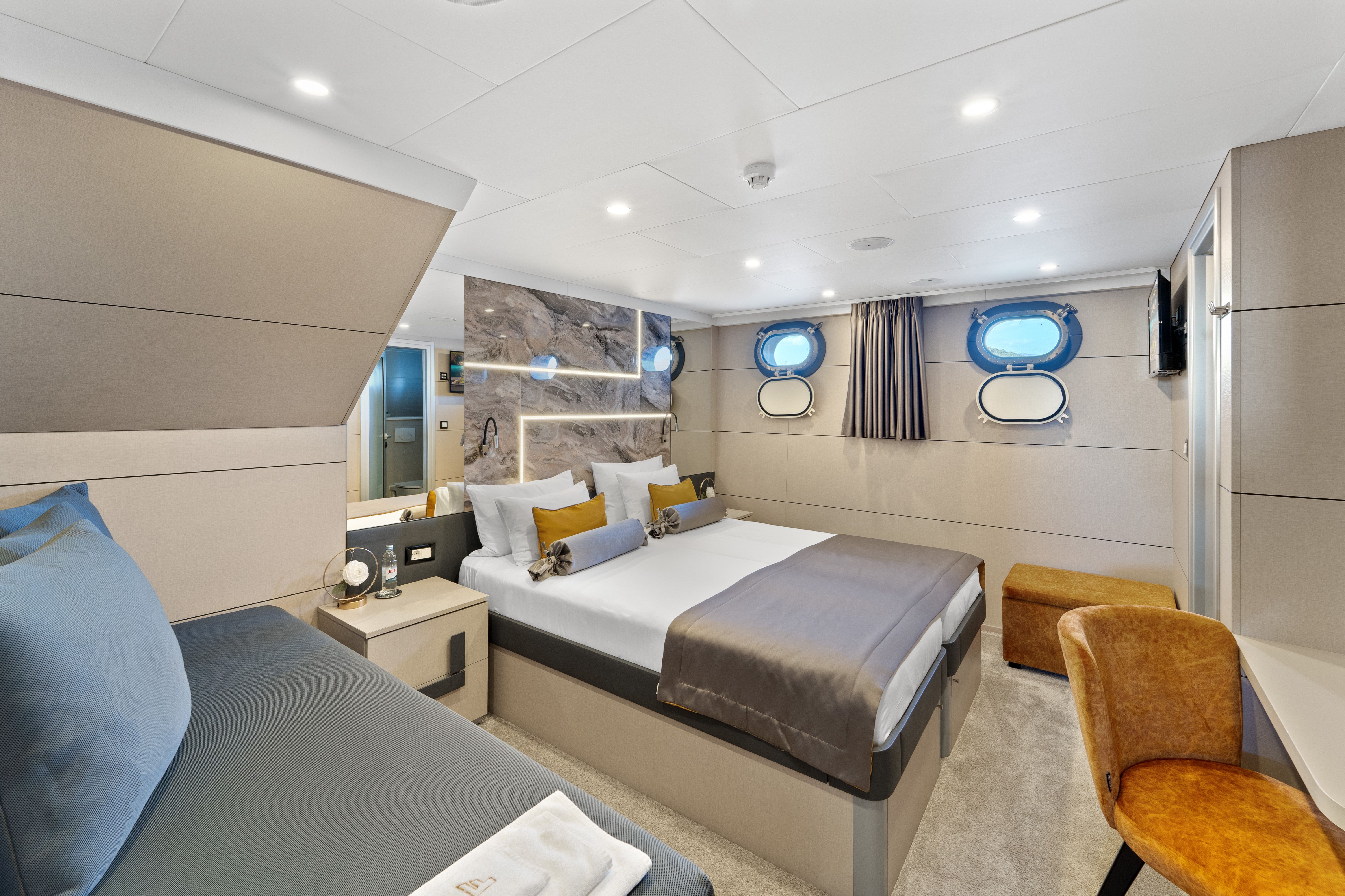 Custom Built 48 | Freedom