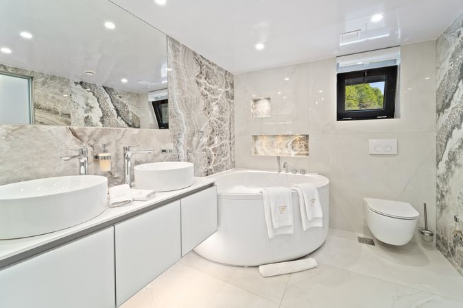 Custom Built 48 | Freedom