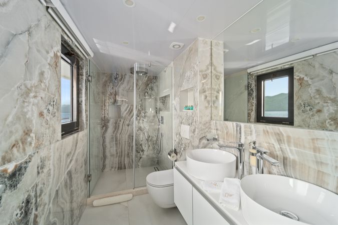 Custom Built 48 | Freedom