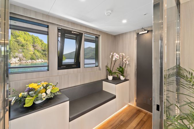 Custom Built 48 | Freedom