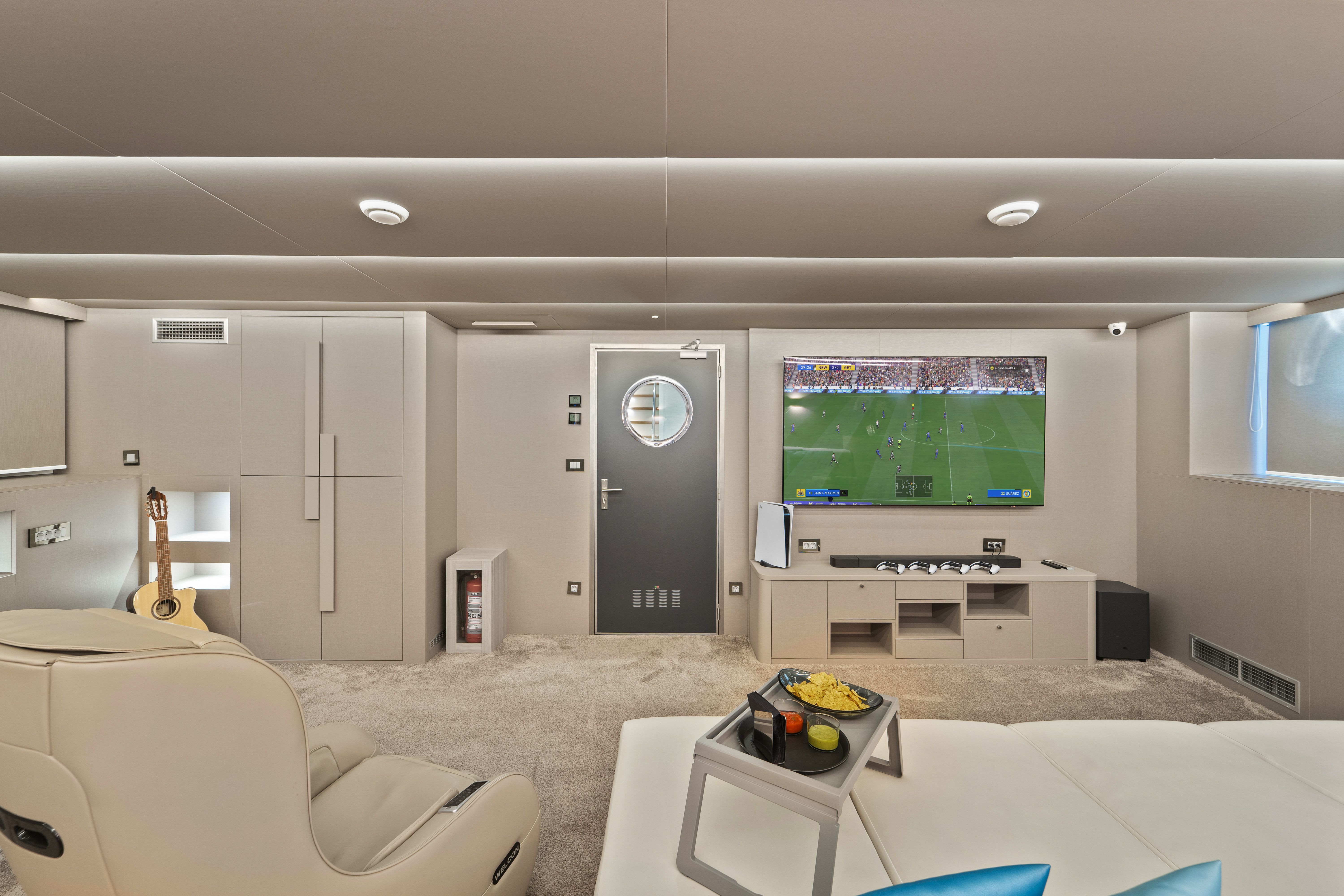 Custom Built 48 | Freedom