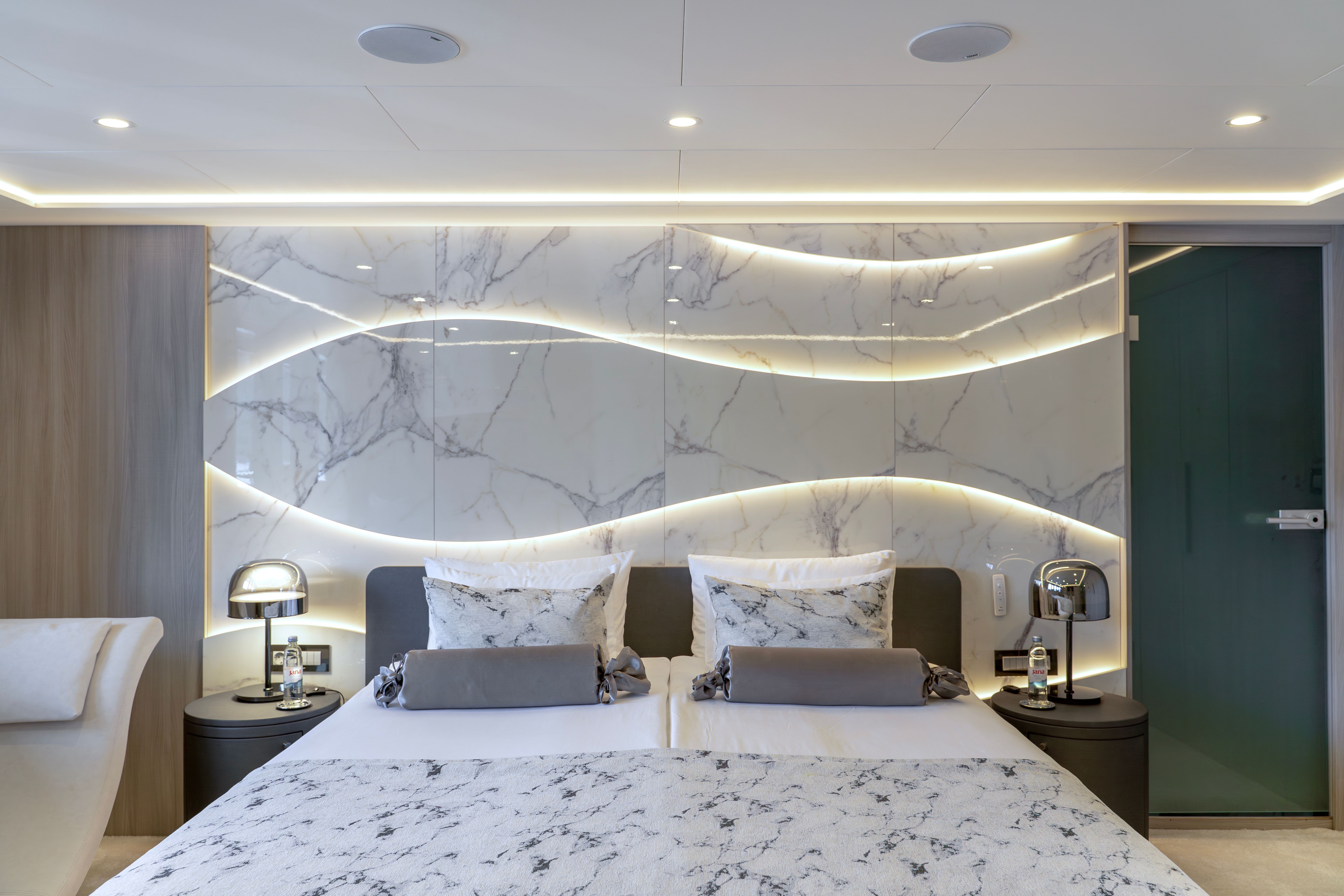 Custom Built 48 | Freedom