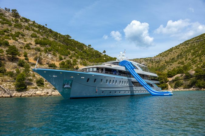 Custom Built 48 | Freedom