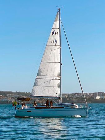 Bavaria Cruiser 34 | Ahoy Sailor