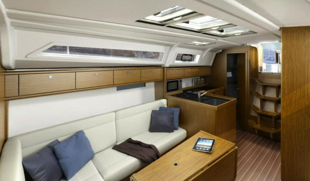 Bavaria Cruiser 37 | Ohlala