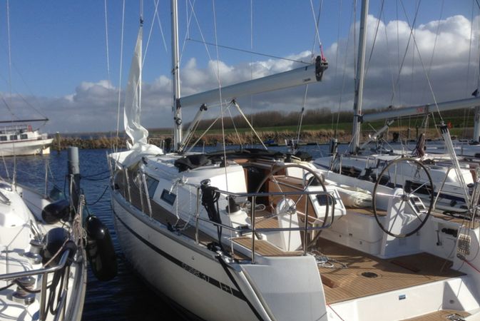 Bavaria Cruiser 37 | Ohlala