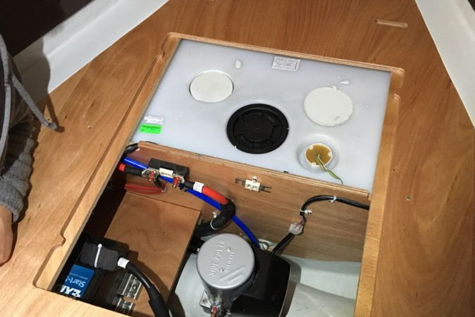 Bavaria Cruiser 37 | Salute