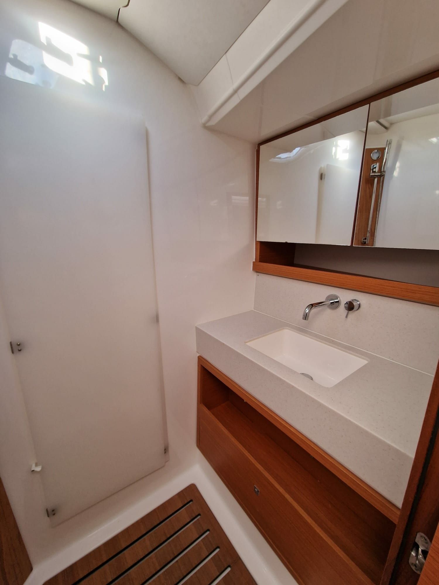 Dufour 530 | Artemide