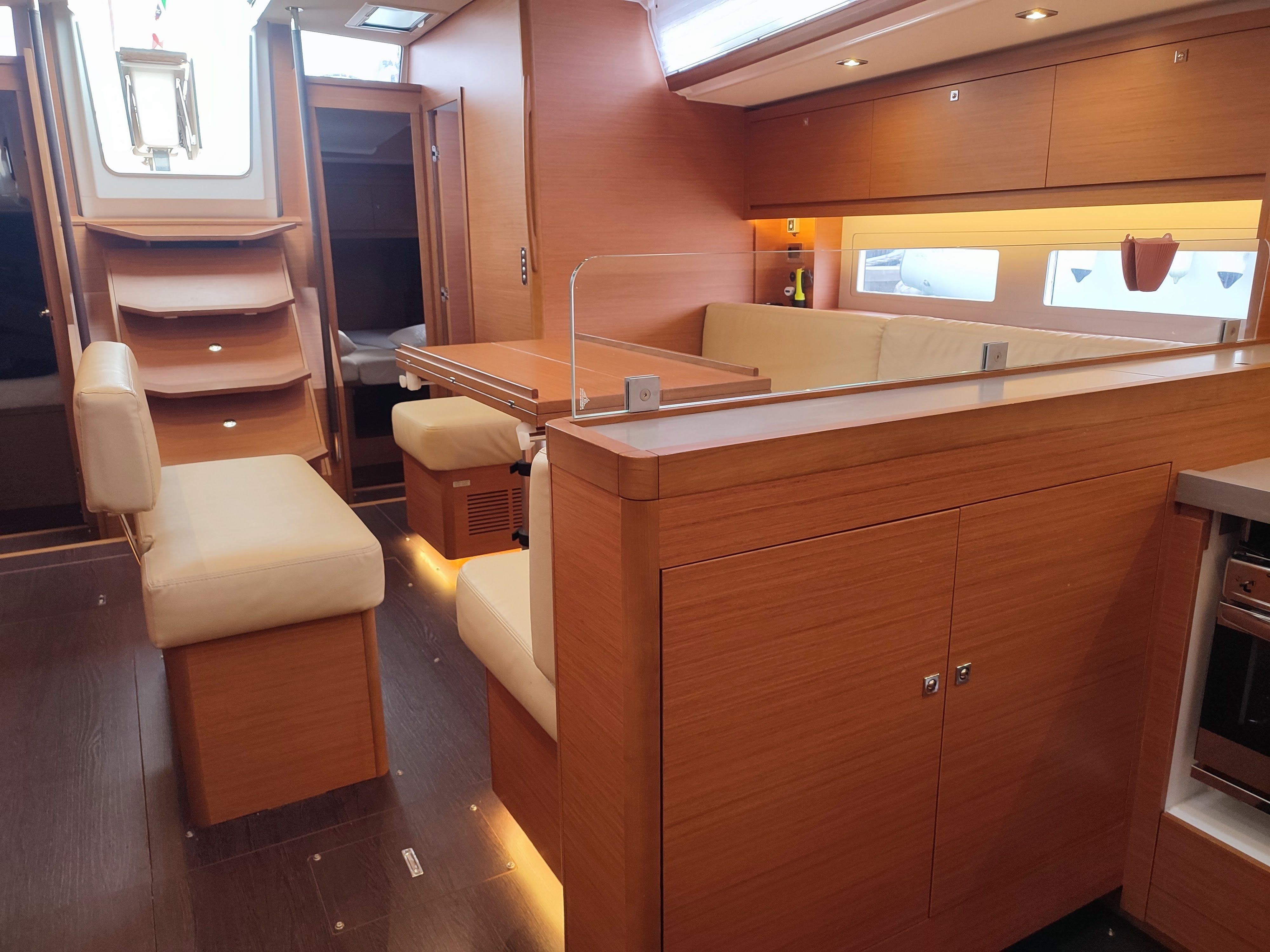 Dufour 530 | Artemide