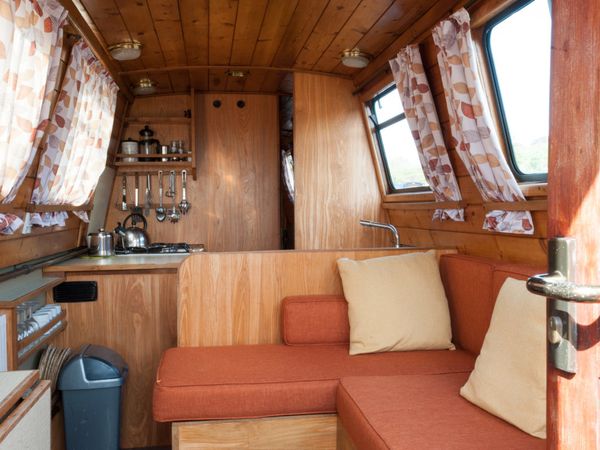 Custom Built Narrow Boat | Selene