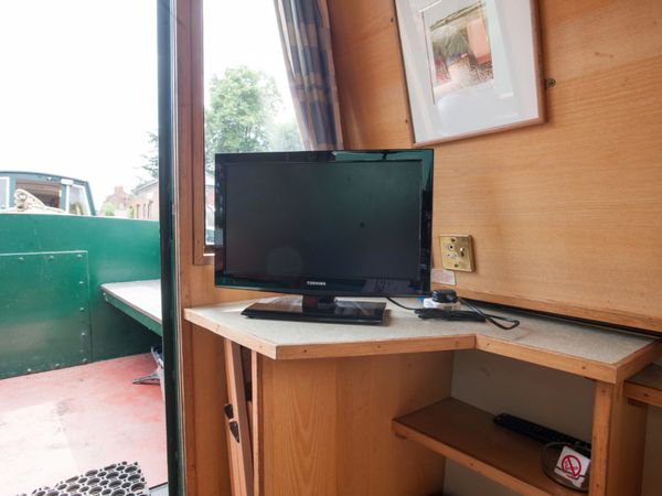 Custom Built Narrow Boat | Clent