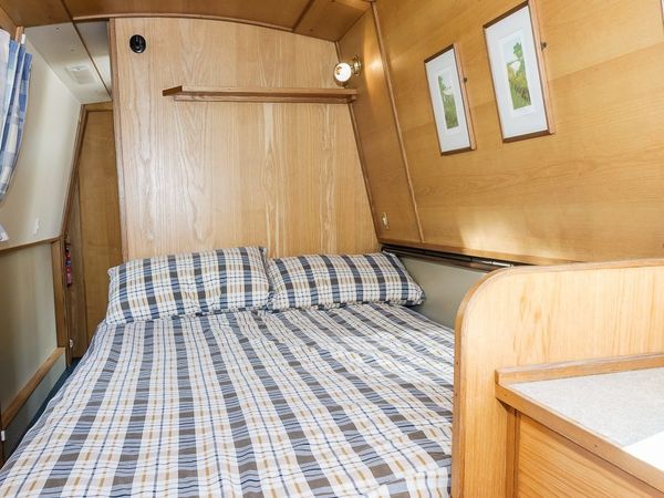 Custom Built Narrow Boat | Clent