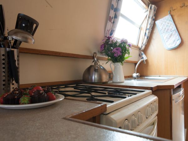 Custom Built Narrow Boat | Malvern