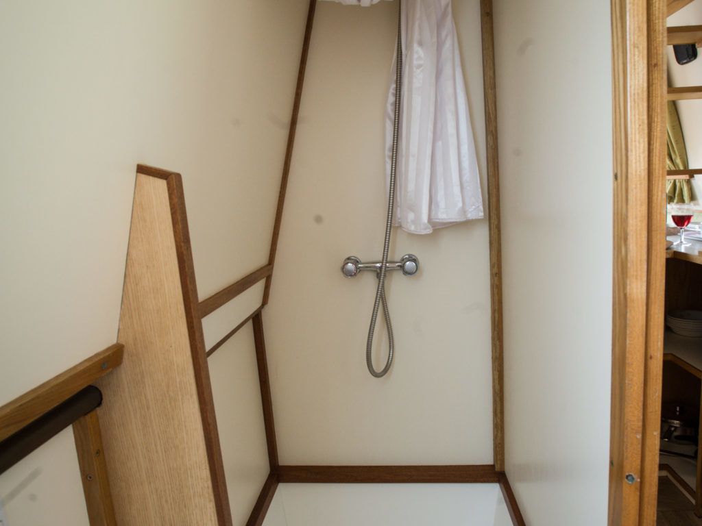 Custom Built Narrow Boat | Clee