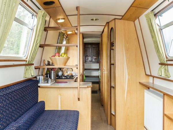 Custom Built Narrow Boat | Mendip