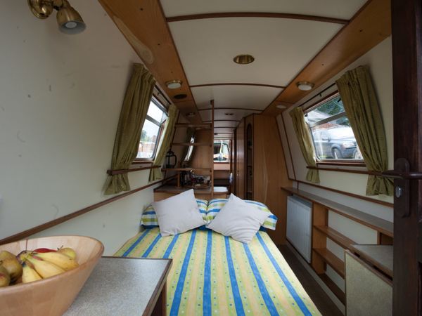 Custom Built Narrow Boat | Mendip