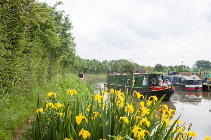 Custom Built Narrow Boat | Laughton