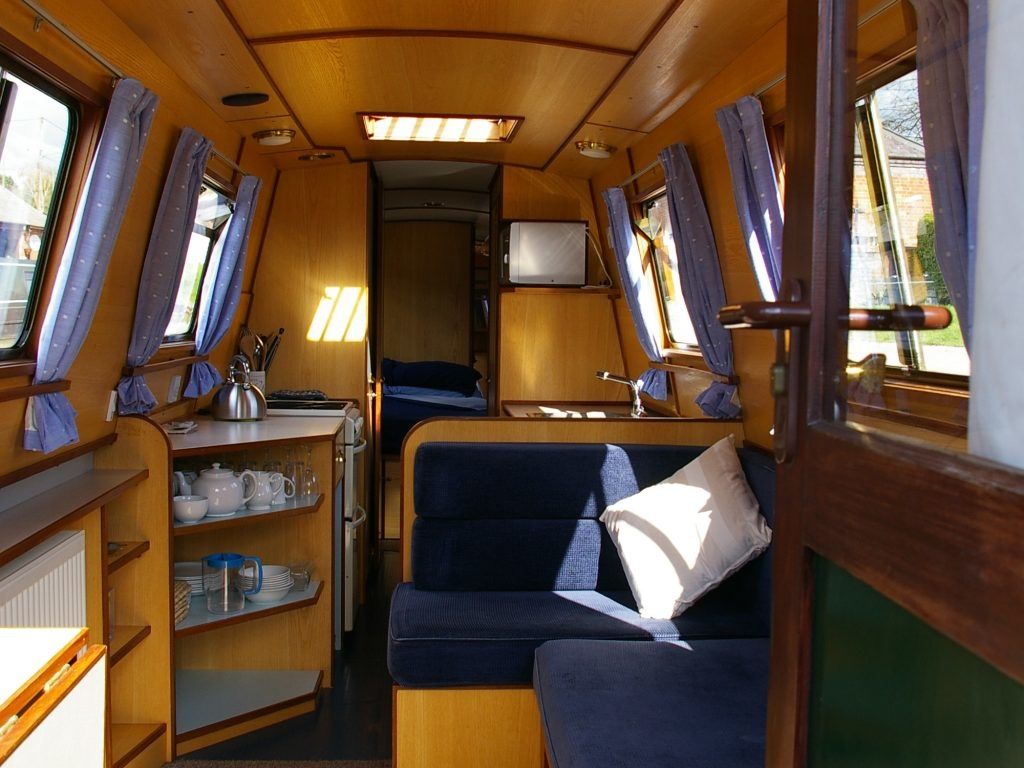 Custom Built Narrow Boat | Laughton