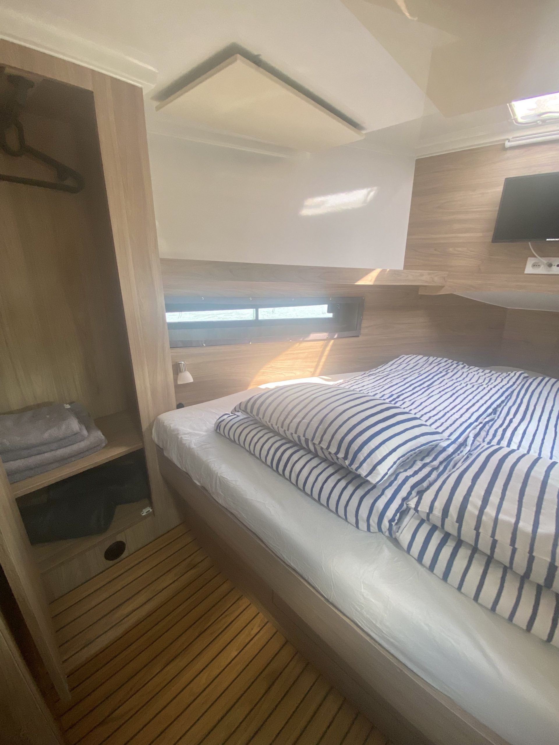 Cobra Yachts 40 | Seistan