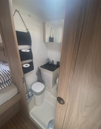 Cobra Yachts 40 | Seistan