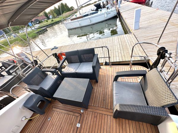 Cobra Yachts 40 | Seistan