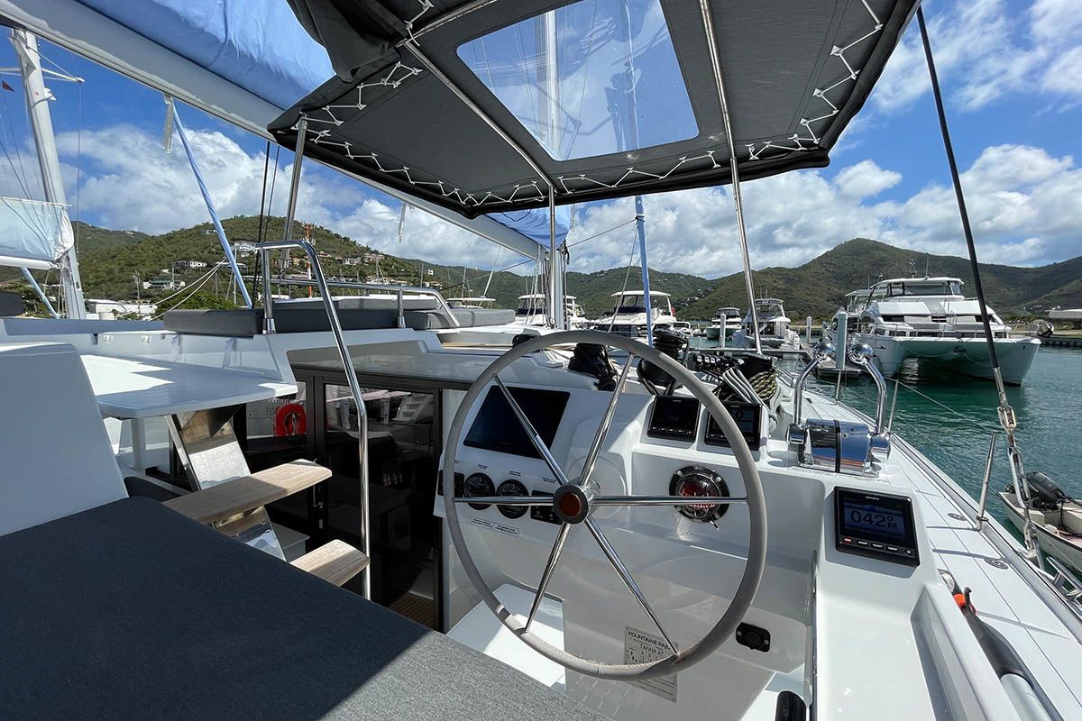 Fountaine Pajot Tanna 47 | Knotty Cat