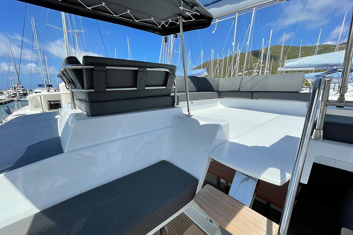 Fountaine Pajot Tanna 47 | Knotty Cat