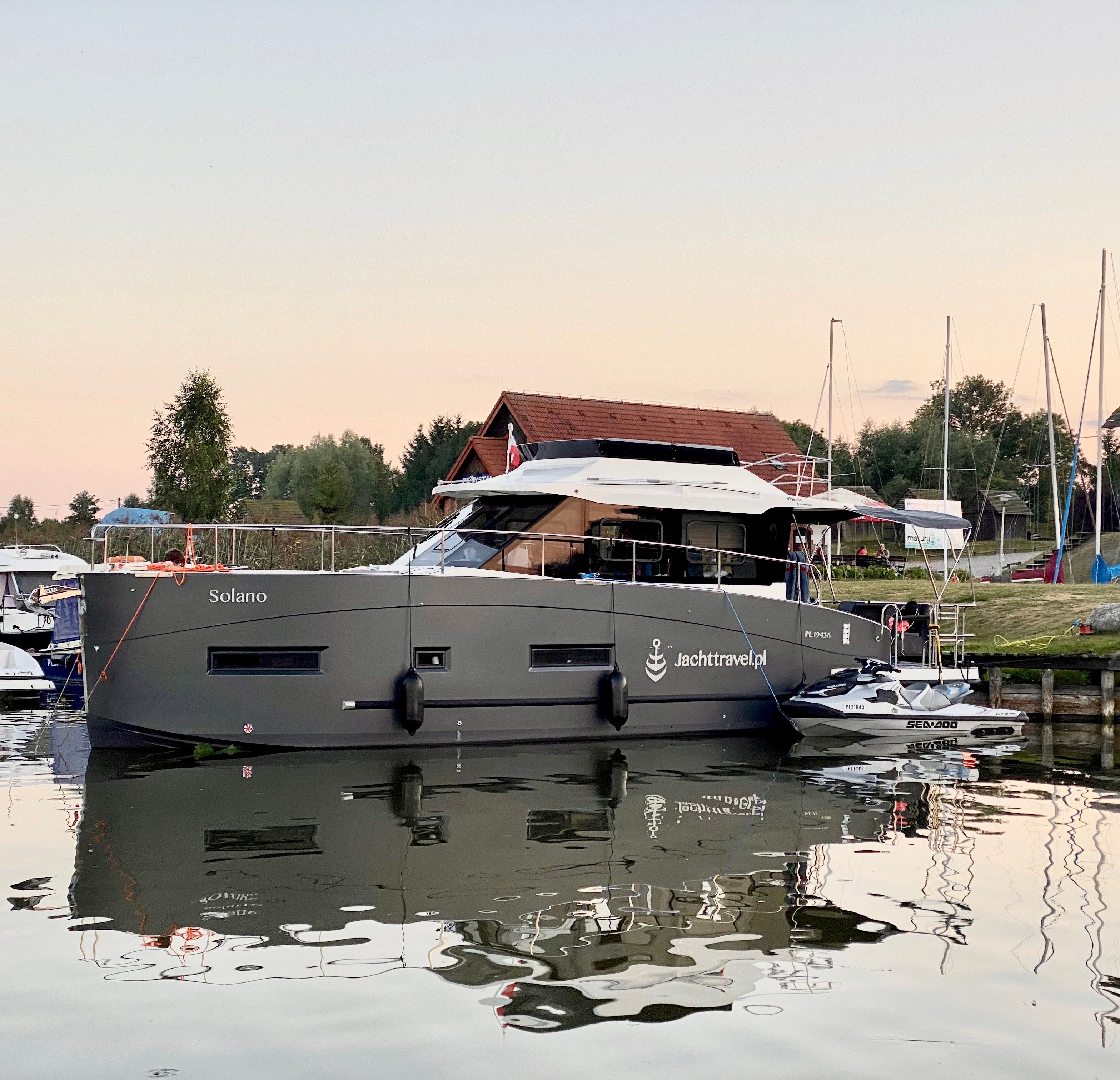 Cobra Yachts 40 | Solano