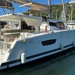 Fountaine Pajot Isla 40 | Shrimpy