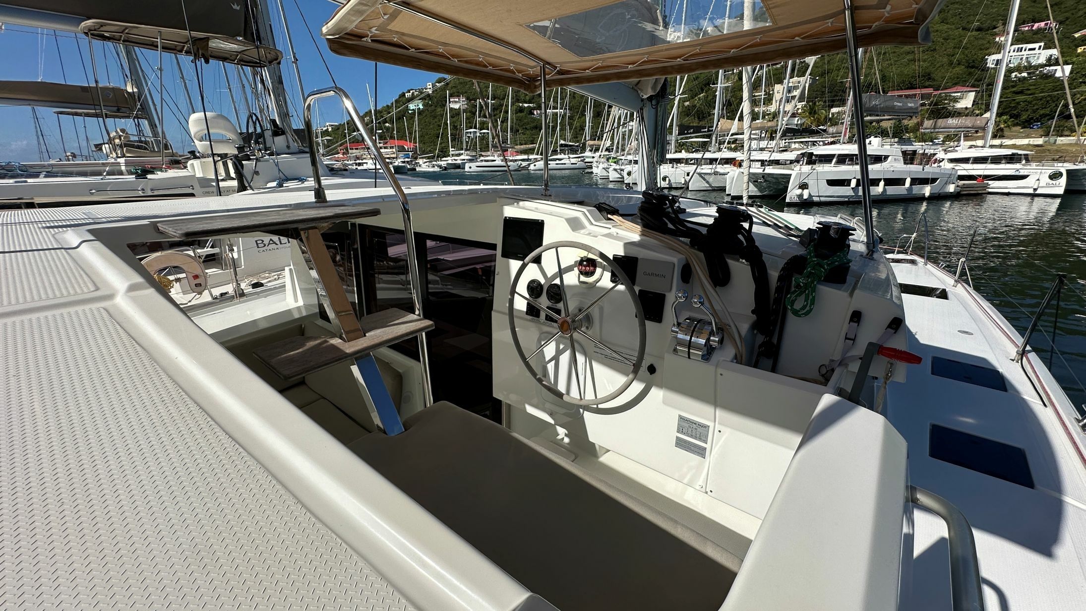 Fountaine Pajot Isla 40 | Shrimpy