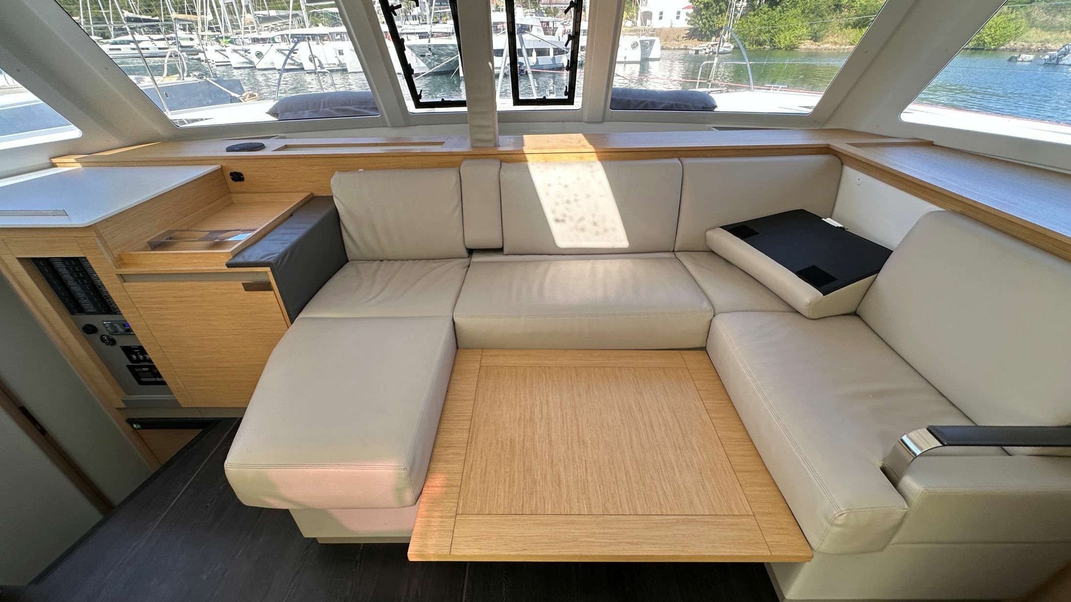 Fountaine Pajot Isla 40 | Shrimpy