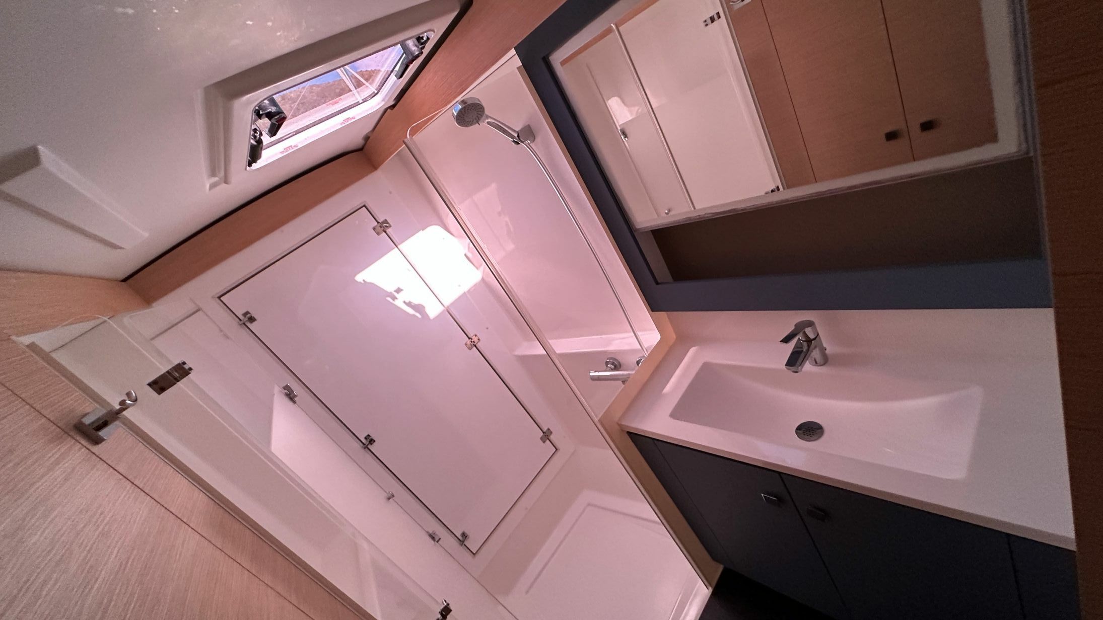 Fountaine Pajot Isla 40 | Shrimpy
