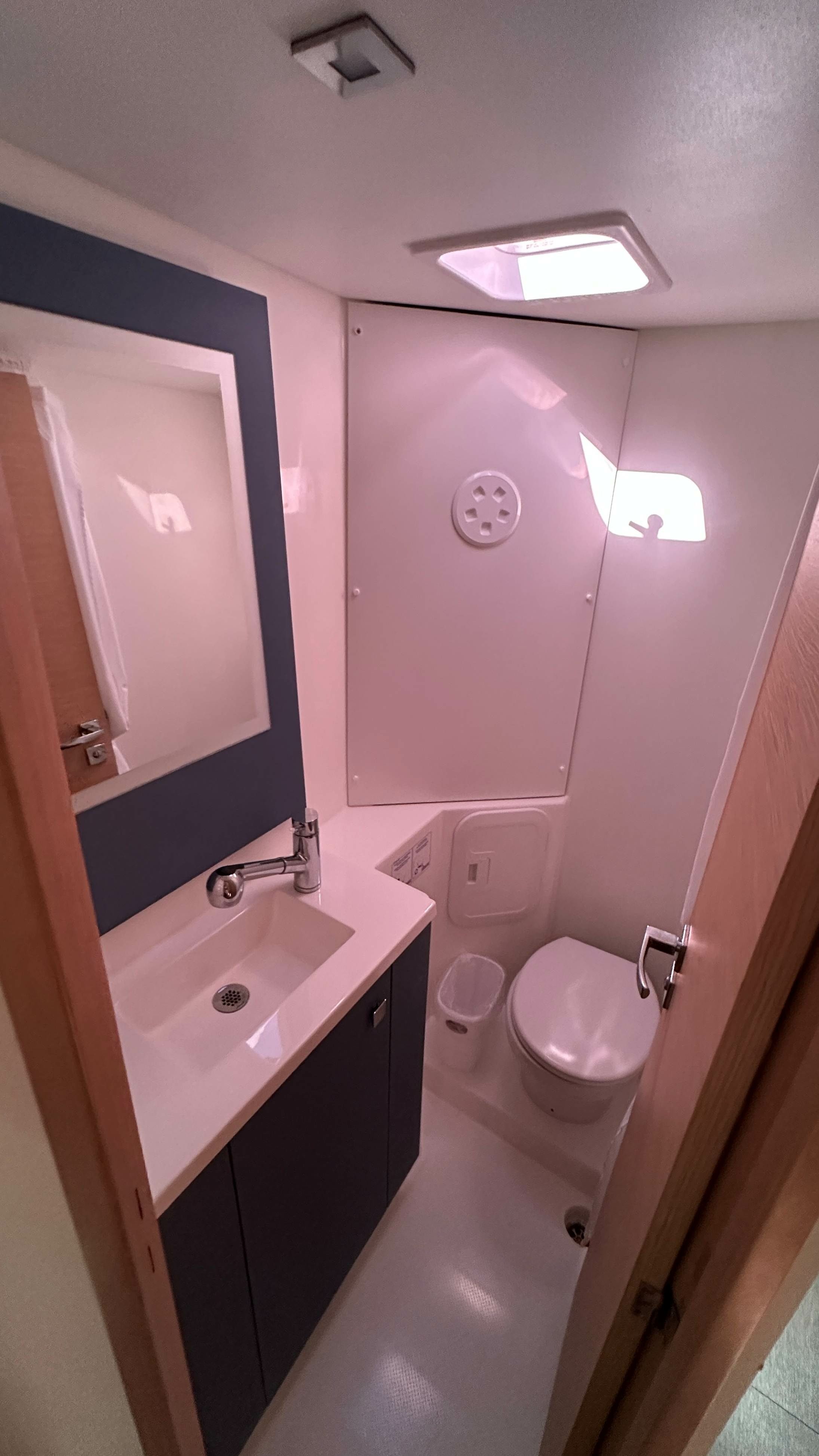 Fountaine Pajot Isla 40 | Shrimpy