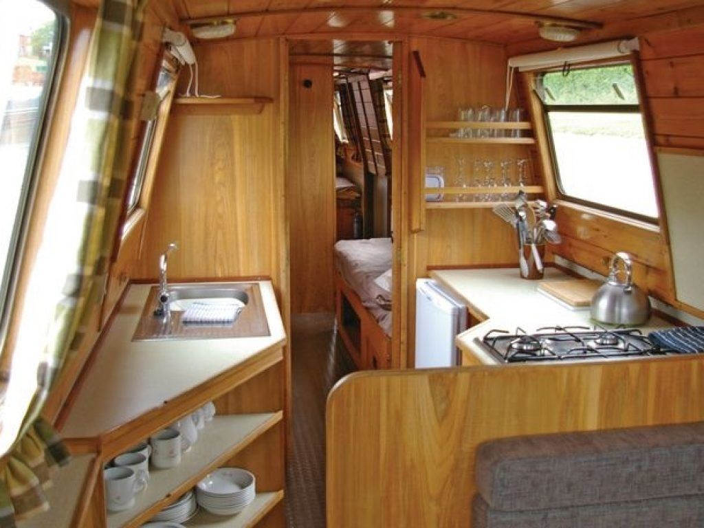 Custom Built Narrow Boat | Brendon