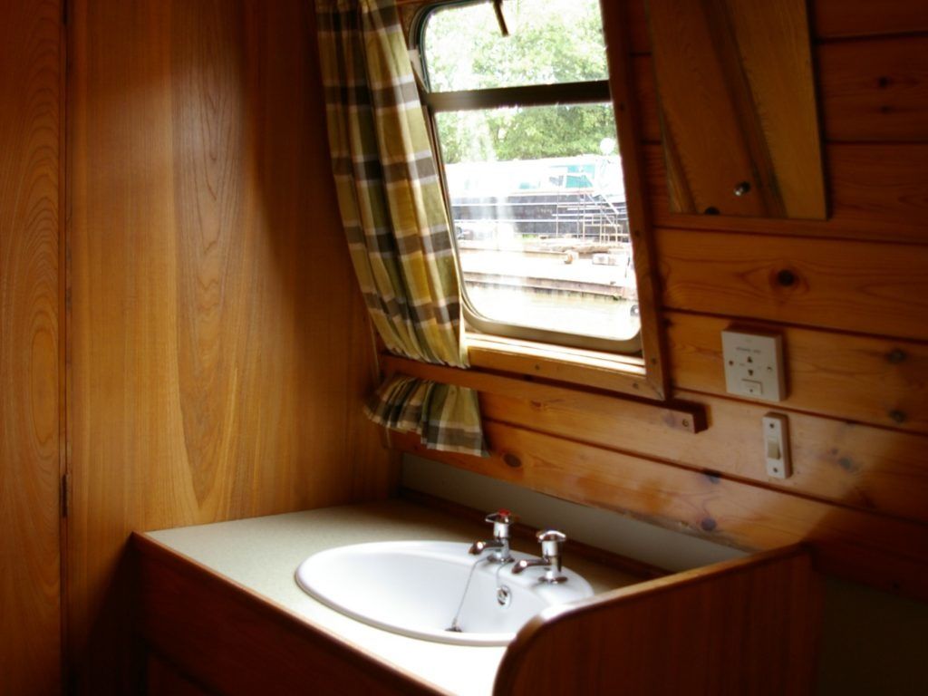Custom Built Narrow Boat | Brendon