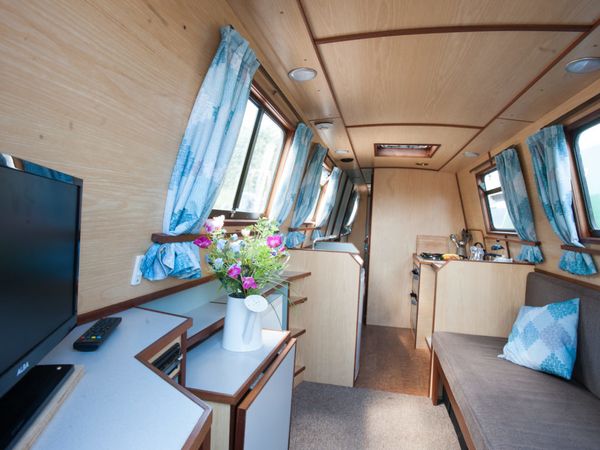 Custom Built Narrow Boat | Blackdown