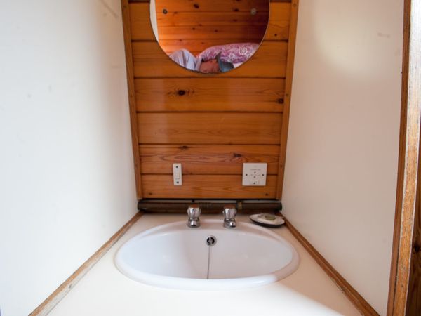 Custom Built Narrow Boat | Berwyn