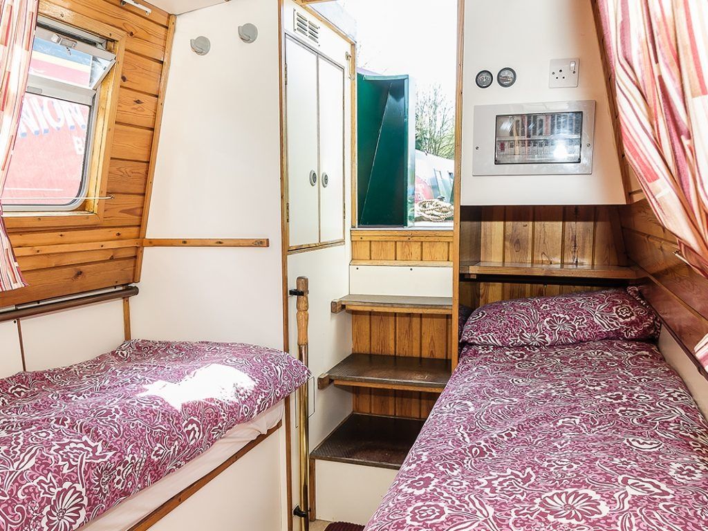 Custom Built Narrow Boat | Berwyn