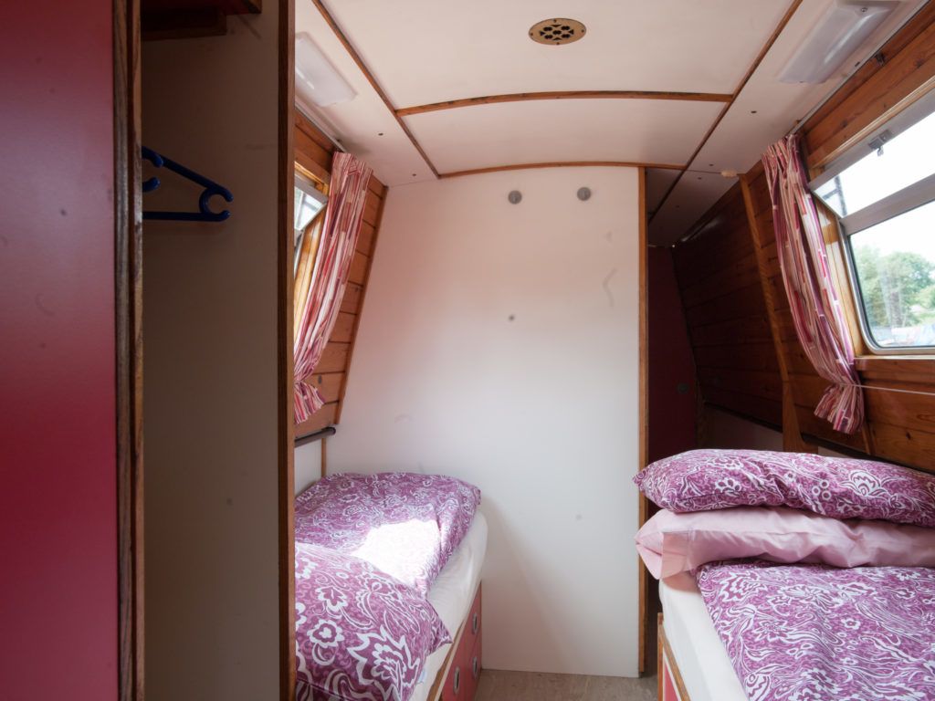 Custom Built Narrow Boat | Berwyn