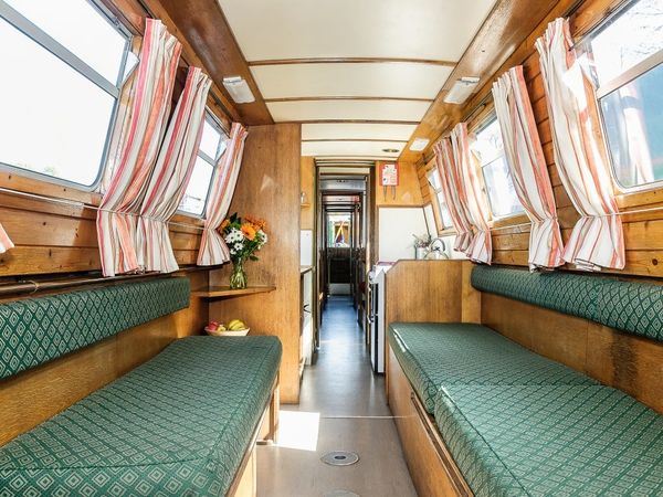 Custom Built Narrow Boat | Pennine