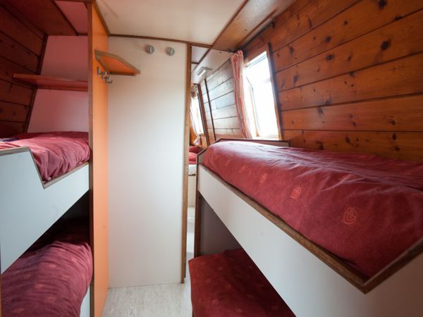 Custom Built Narrow Boat | Chiltern
