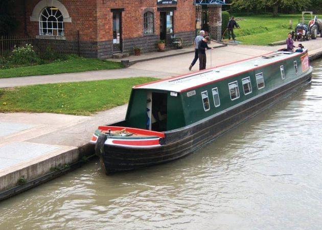 Custom Built Narrow Boat | Chiltern