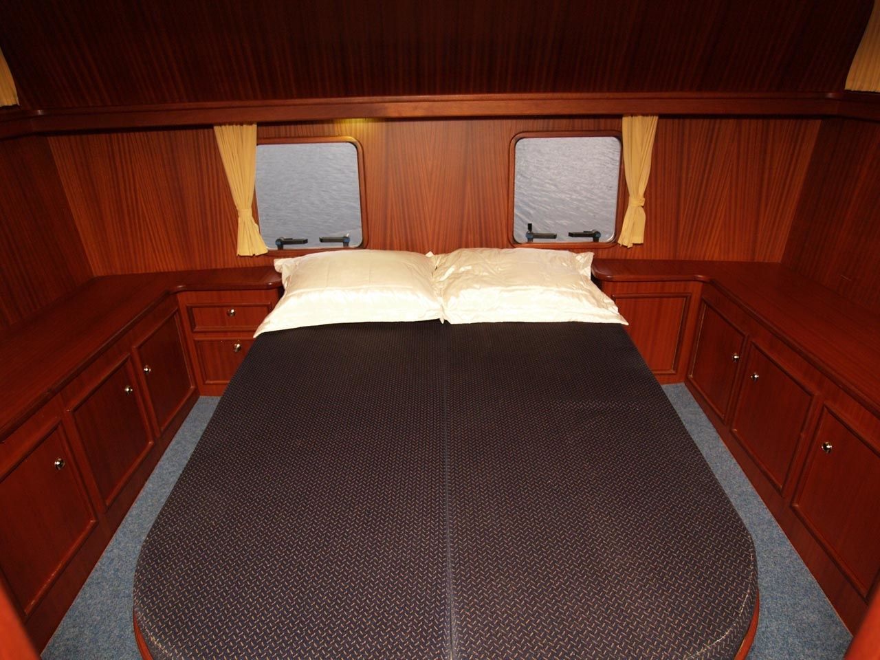 Privateer 37 | Nachtegaal